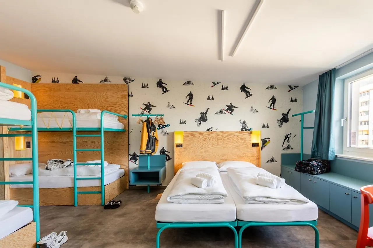 ***  Meininger Hotel Innsbruck Zentrum オーストリア